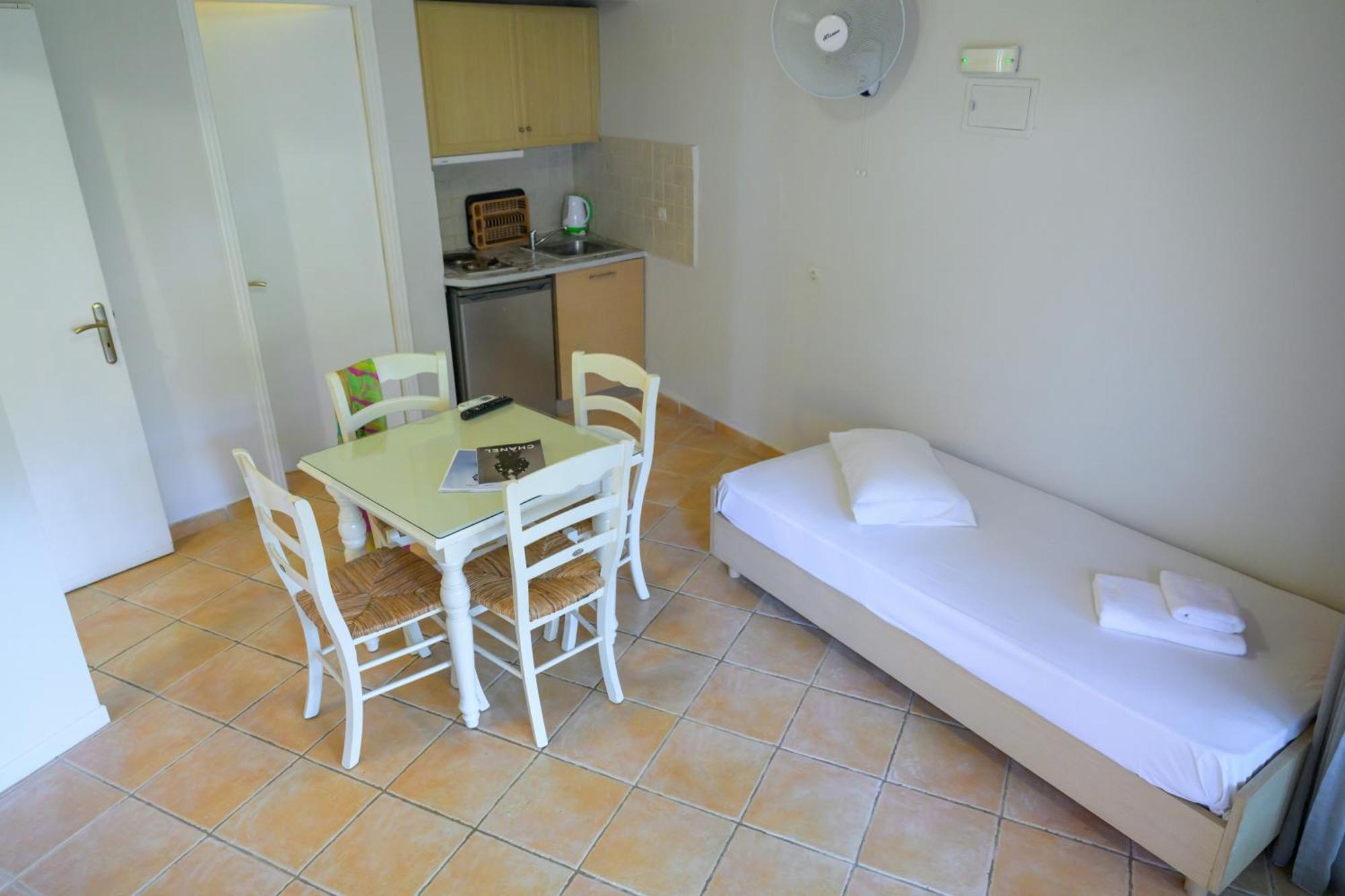 Rouda Bay Beach Hotel Mikros Gialos Zewnętrze zdjęcie