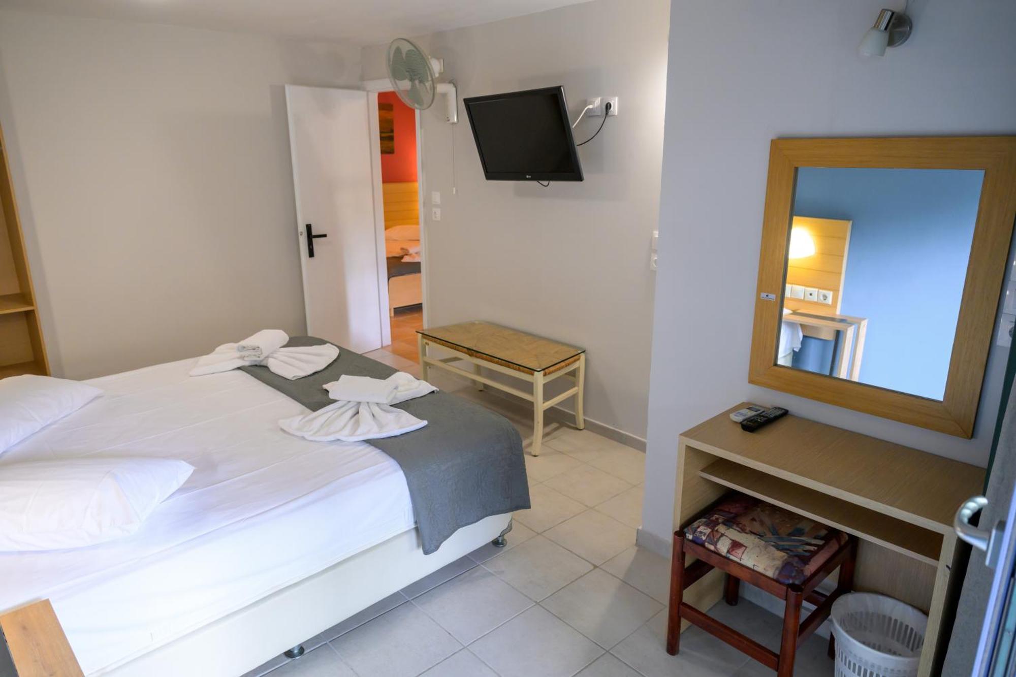 Rouda Bay Beach Hotel Mikros Gialos Zewnętrze zdjęcie